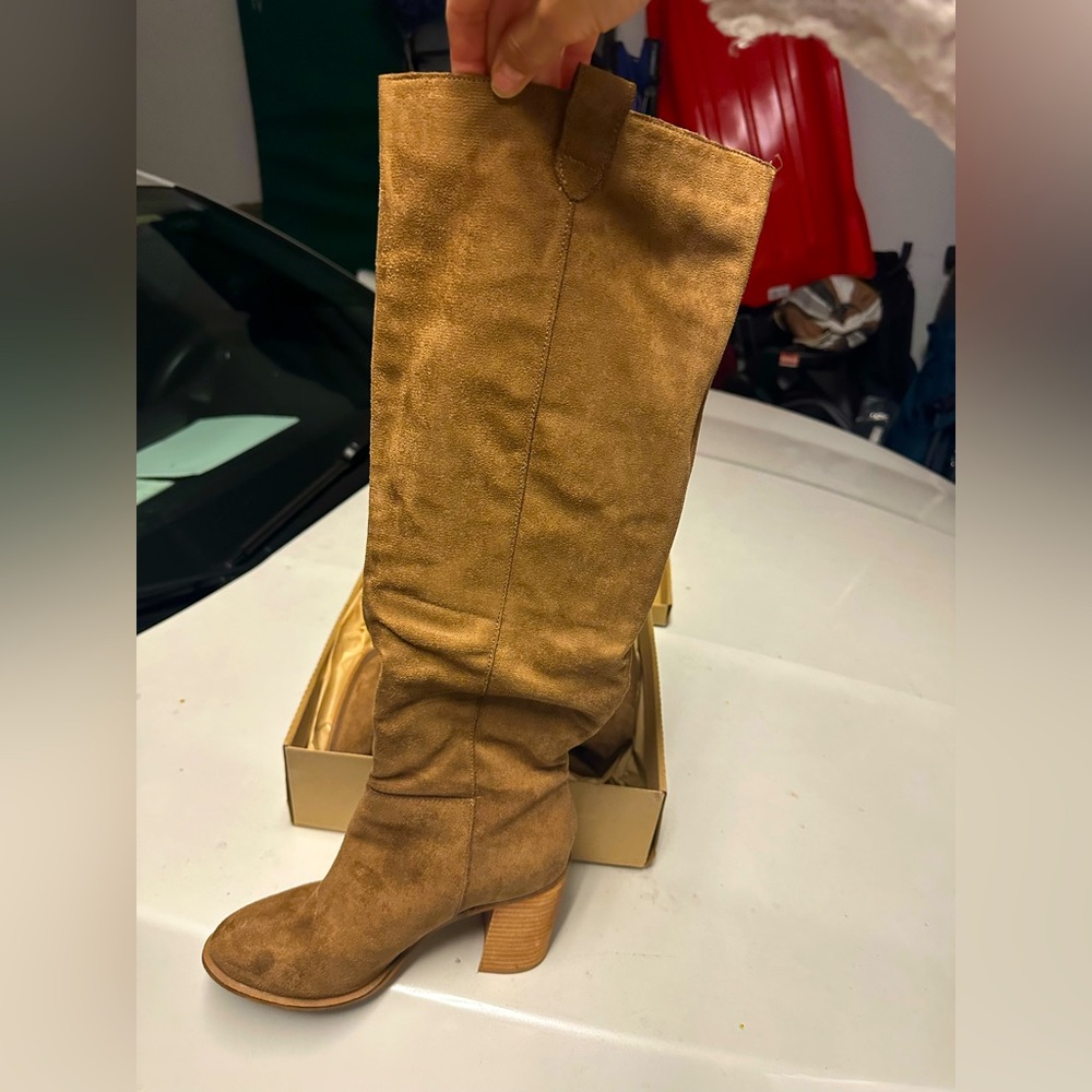VICI Saint Slouch boot camel color size 8.5